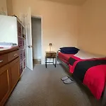 Single Room 10 Minutes To Central London